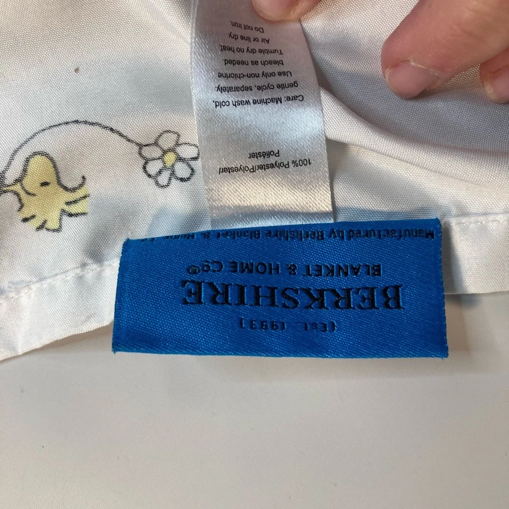 Snoopy Peanuts Berkshire twin flat sheet